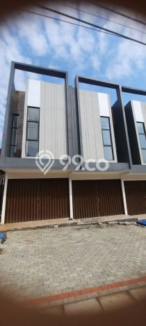 Ruko Dijual Lokasi Emas di Citeureup Luas 67m2 Ruko Dijual Lokasi Emas di Citeureup Luas 67m2