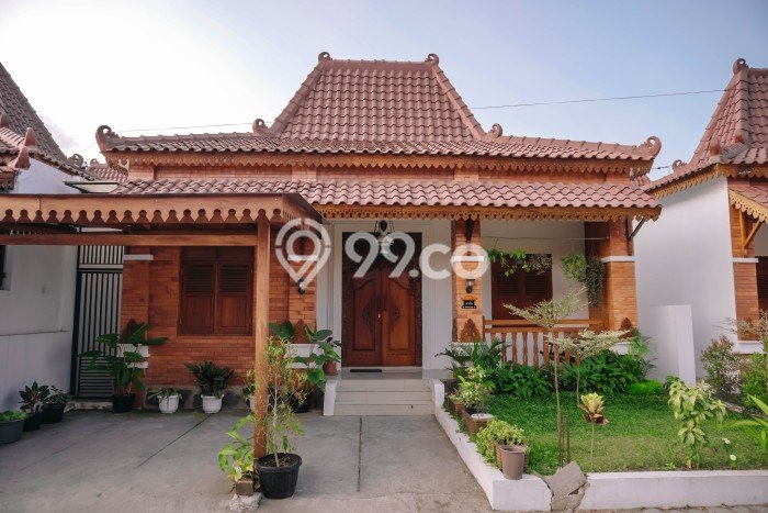 Rumah Area Nyaman kawasan Prambanan, Klaten, LT 97m2m² LB 36m2m² Rumah Area Nyaman kawasan Prambanan, Klaten, LT 97m2m² LB 36m2m²