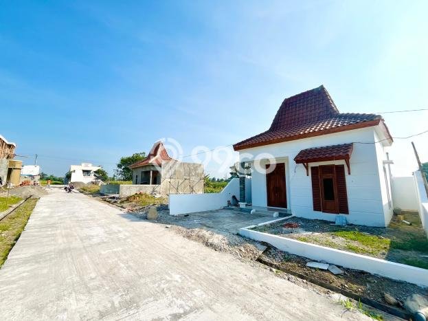 Rumah Sederhana Dijual Lokasi Prambanan 2 Kamar dengan LT 70m2 Rumah Sederhana Dijual Lokasi Prambanan 2 Kamar dengan LT 70m2