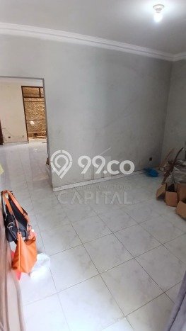 For Sale! Luxury House LT 186m2 Desain Modern di Taman Kopo Indah For Sale! Luxury House LT 186m2 Desain Modern di Taman Kopo Indah