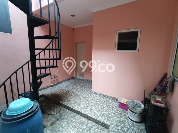 Rumah Elit Modern Tanpa Renovasi di Gading Serpong Tangerang Rumah Elit Modern Tanpa Renovasi di Gading Serpong Tangerang