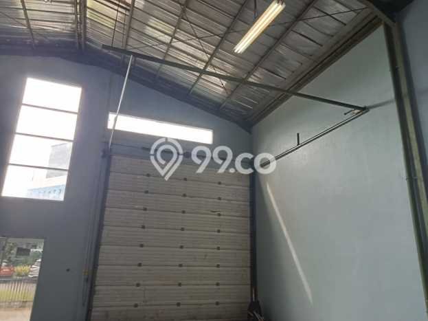 FOR SALE! Gudang di BSD Tangerang Selatan, LT 300m2, LB 225m2 FOR SALE! Gudang di BSD Tangerang Selatan, LT 300m2, LB 225m2