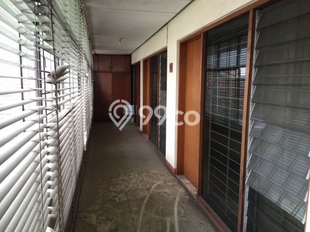 Rumah PREMIUM! area Burangrang, Bandung, LT 354m² Bangunan 210m², HARGA SPESIAL Rumah PREMIUM! area Burangrang, Bandung, LT 354m² Bangunan 210m², HARGA SPESIAL