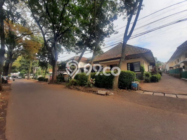 Rumah di , Bandung, Luas 404m2m² LB 300m2m² Rumah di , Bandung, Luas 404m2m² LB 300m2m²