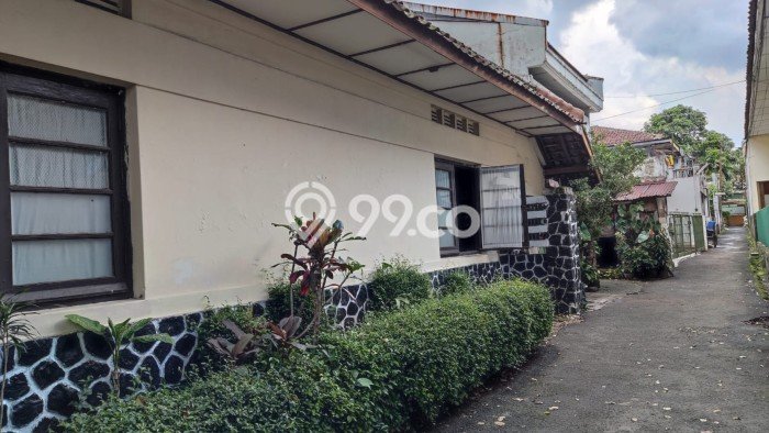Rumah di , Bandung, Luas 404m2m² LB 300m2m² Rumah di , Bandung, Luas 404m2m² LB 300m2m²