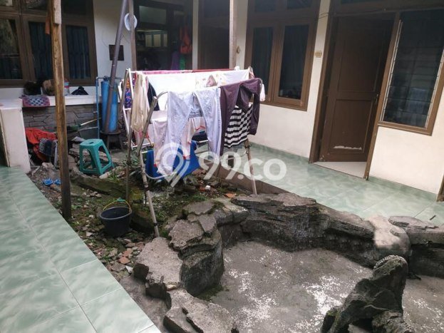 Rumah Terawat area , Bandung, Luas Tanah 224m2m², LB 161m2m² Rumah Terawat area , Bandung, Luas Tanah 224m2m², LB 161m2m²
