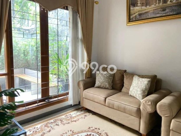 Kesempatan Memiliki Rumah LT 145m2m² / LB 250m2m² di Lokasi Strategis Batununggal, Bandung Kesempatan Memiliki Rumah LT 145m2m² / LB 250m2m² di Lokasi Strategis Batununggal, Bandung