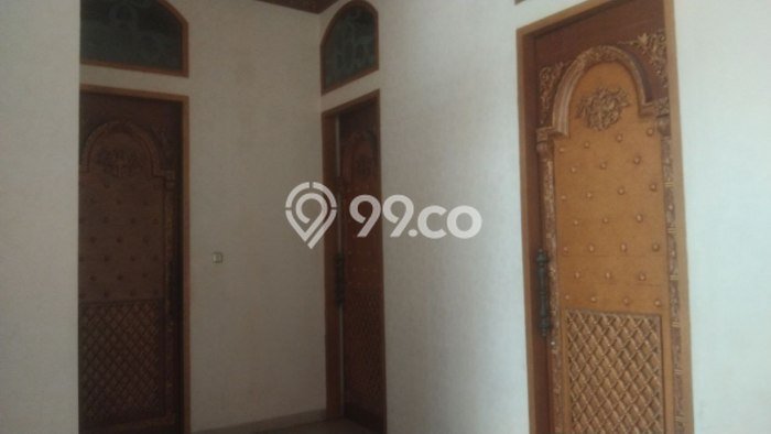 Rumah Terawat area Batununggal, Bandung, Luas Tanah 450m2m², LB 700m2m² Rumah Terawat area Batununggal, Bandung, Luas Tanah 450m2m², LB 700m2m²