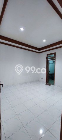Rumah Berkualitas Batununggal, Bandung, LT 220m2m² LB 400m2m² Rumah Berkualitas Batununggal, Bandung, LT 220m2m² LB 400m2m²