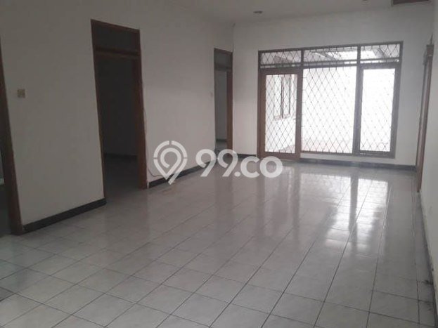 LISTING BARU! Rumah Premium area Batununggal, Luas 200m2m² Bangunan 150m2m² LISTING BARU! Rumah Premium area Batununggal, Luas 200m2m² Bangunan 150m2m²