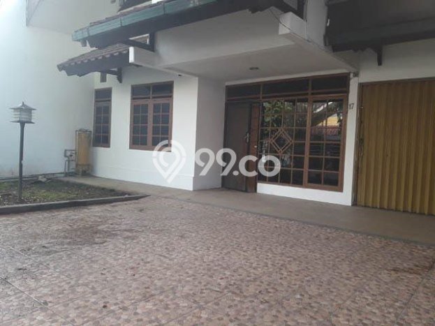 LISTING BARU! Rumah Premium area Batununggal, Luas 200m2m² Bangunan 150m2m² LISTING BARU! Rumah Premium area Batununggal, Luas 200m2m² Bangunan 150m2m²