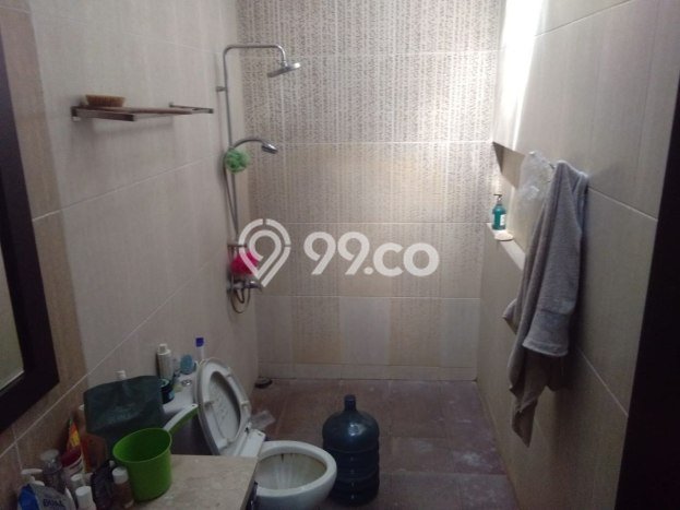 Rumah Eksklusif di Batununggal, Bandung, LT 370m2m² LB 250m2m² Rumah Eksklusif di Batununggal, Bandung, LT 370m2m² LB 250m2m²