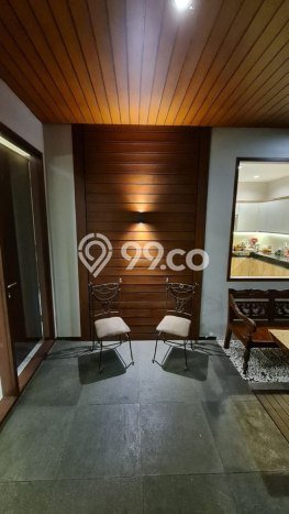 SPECIAL PRICE! Rumah Asri lokasi , LT 300m2m² LB 600m2m² SPECIAL PRICE! Rumah Asri lokasi , LT 300m2m² LB 600m2m²