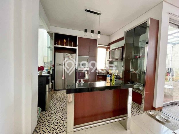 HOT DEAL! Rumah Berkualitas di , Bandung, LT 325m2m² Bangunan 400m2m² HOT DEAL! Rumah Berkualitas di , Bandung, LT 325m2m² Bangunan 400m2m²