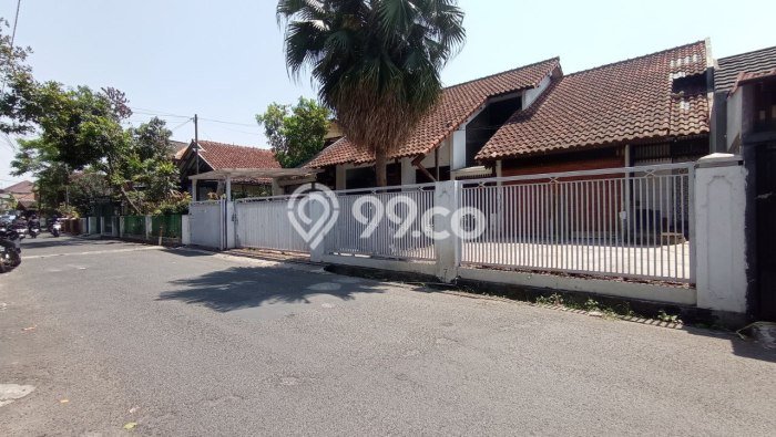 Rumah 7 KT 6 KM LT 180m2m², Luas Bangunan 150m2m² di , Bandung Rumah 7 KT 6 KM LT 180m2m², Luas Bangunan 150m2m² di , Bandung