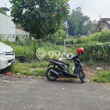 Tanah Area Strategis di , Luas 304m2m², Cocok untuk Pengembangan Tanah Area Strategis di , Luas 304m2m², Cocok untuk Pengembangan