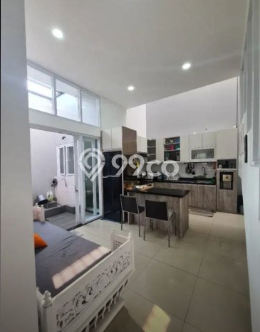 Rumah Berkualitas 4 Kamar Tidur dan 3 Kamar Mandi di , Dekat Pusat Kota, Bandung Rumah Berkualitas 4 Kamar Tidur dan 3 Kamar Mandi di , Dekat Pusat Kota, Bandung