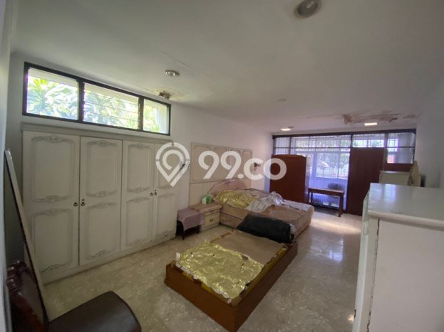 Dijual Murah Rumah dengan Luas Tanah 280m2m² dan Luas Bangunan 250m2m² di Area Bandung Wetan, Bandung Dijual Murah Rumah dengan Luas Tanah 280m2m² dan Luas Bangunan 250m2m² di Area Bandung Wetan, Bandung