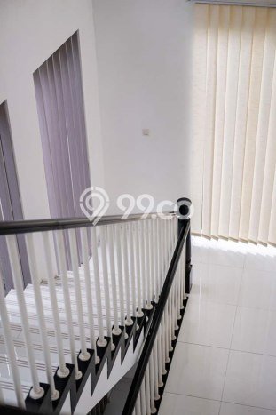 SPECIAL PROPERTY! Rumah area , LT 332m2m² LB 420m2m² SPECIAL PROPERTY! Rumah area , LT 332m2m² LB 420m2m²