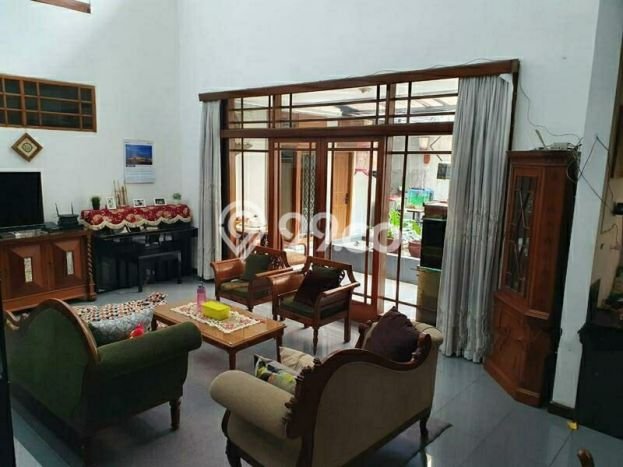 INVESTASI CERDAS! Rumah Premium Sayap Dago, Bandung, Luas Tanah 441m² LB 330m² INVESTASI CERDAS! Rumah Premium Sayap Dago, Bandung, Luas Tanah 441m² LB 330m²