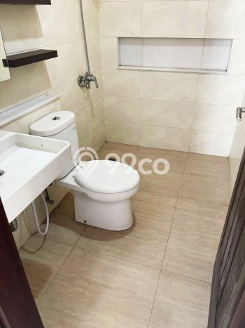 Rumah Berkualitas di , Bandung, Luas 179m2m² LB 225m2m² - HARGA NEGO! Rumah Berkualitas di , Bandung, Luas 179m2m² LB 225m2m² - HARGA NEGO!