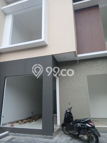For Sale Rumah 3 Kamar Lokasi Strategis Bagus dan Strategis di Serpong Utara For Sale Rumah 3 Kamar Lokasi Strategis Bagus dan Strategis di Serpong Utara