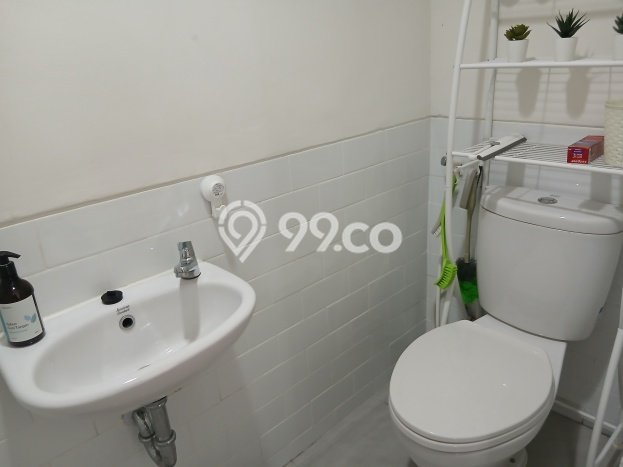Disewakan! Rumah 3 Kamar Tidur &
3 Kamar Mandi di Lippo Karawaci, Tangerang Disewakan! Rumah 3 Kamar Tidur &
3 Kamar Mandi di Lippo Karawaci, Tangerang