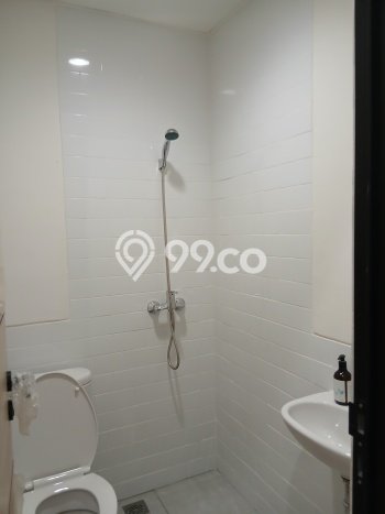 Disewakan! Rumah 3 Kamar Tidur &
3 Kamar Mandi di Lippo Karawaci, Tangerang Disewakan! Rumah 3 Kamar Tidur &
3 Kamar Mandi di Lippo Karawaci, Tangerang
