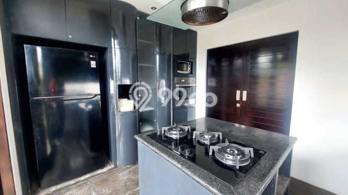 Vila di , Ukuran 739m2m², Dekat dengan transportasi umum Vila di , Ukuran 739m2m², Dekat dengan transportasi umum