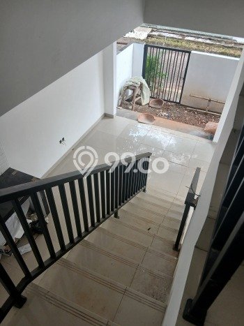 Hunian Nyaman Asri 3 KT Siap Pakai di Villa Melati Mas Tangerang Selatan Hunian Nyaman Asri 3 KT Siap Pakai di Villa Melati Mas Tangerang Selatan