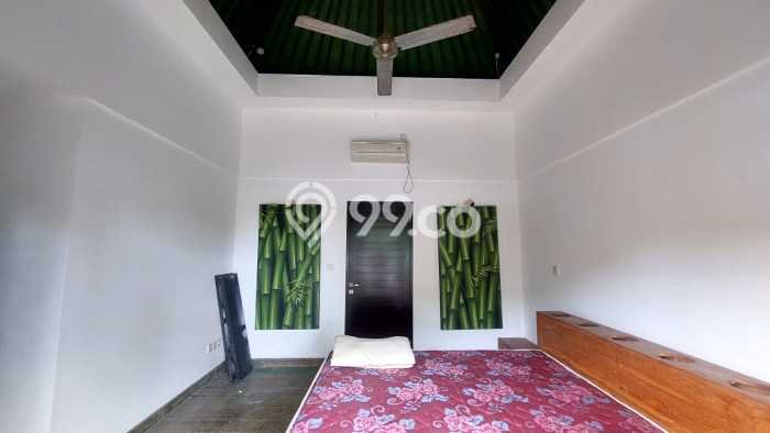 Vila di , Ukuran 739m2m², Dekat dengan transportasi umum Vila di , Ukuran 739m2m², Dekat dengan transportasi umum