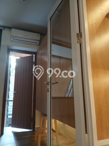 Disewakan! Rumah 2 Kamar Tidur &
1 Kamar Mandi di Gading Serpong, Tangerang Disewakan! Rumah 2 Kamar Tidur &
1 Kamar Mandi di Gading Serpong, Tangerang