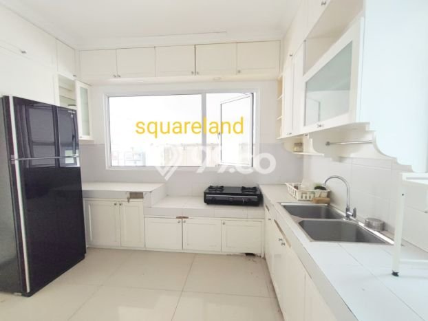 Jual Rumah Luas Elegan Dengan View Cantik di BSD De Park, Tangerang Jual Rumah Luas Elegan Dengan View Cantik di BSD De Park, Tangerang