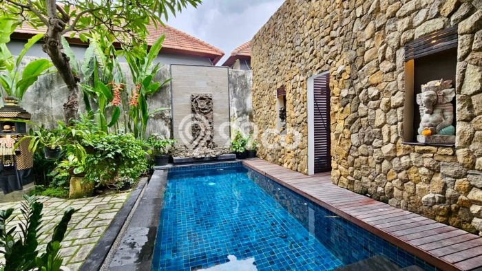 Vila Nyaman di , Luas 300m2m², Pemandangan Indah sekitar Vila Nyaman di , Luas 300m2m², Pemandangan Indah sekitar