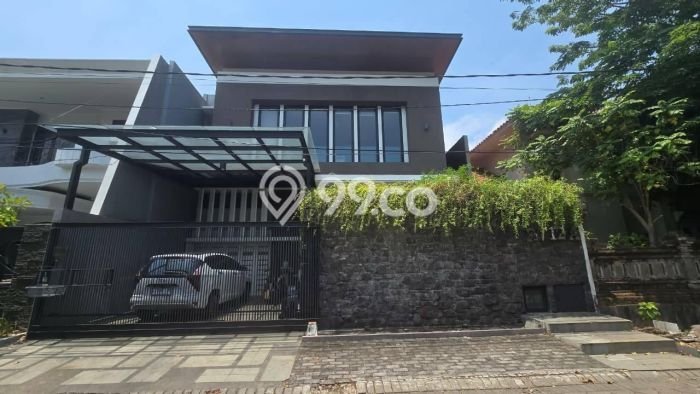 Dijual Rumah Luas Megah Dengan View Cantik di Galaxy, Surabaya Dijual Rumah Luas Megah Dengan View Cantik di Galaxy, Surabaya