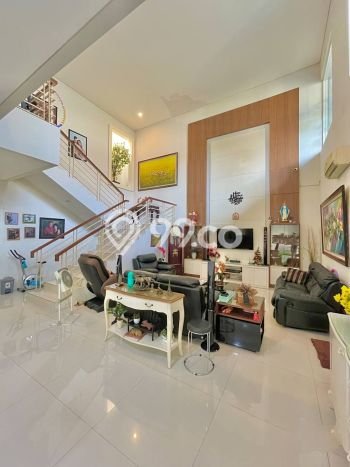 Hot Offer Hunian Premium Ideal dan Luas di Wiyung, Surabaya Hot Offer Hunian Premium Ideal dan Luas di Wiyung, Surabaya