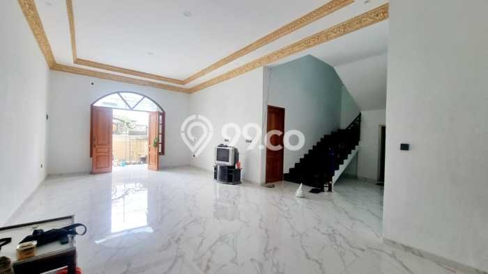 Hunian Mewah LB 250m2 Siap Huni Desain Elegan di Manyar, Surabaya Hunian Mewah LB 250m2 Siap Huni Desain Elegan di Manyar, Surabaya