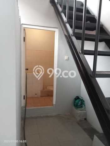 Dijual Rumah Premium dengan Fasilitas Sekitar Lengkap di Rungkut, Surabaya Dijual Rumah Premium dengan Fasilitas Sekitar Lengkap di Rungkut, Surabaya