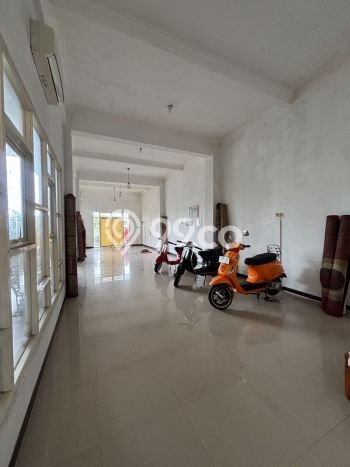Lokasi Strategis! Dijual Komersial Bisnis di Rungkut, Surabaya Kondisi Baik Lokasi Strategis! Dijual Komersial Bisnis di Rungkut, Surabaya Kondisi Baik