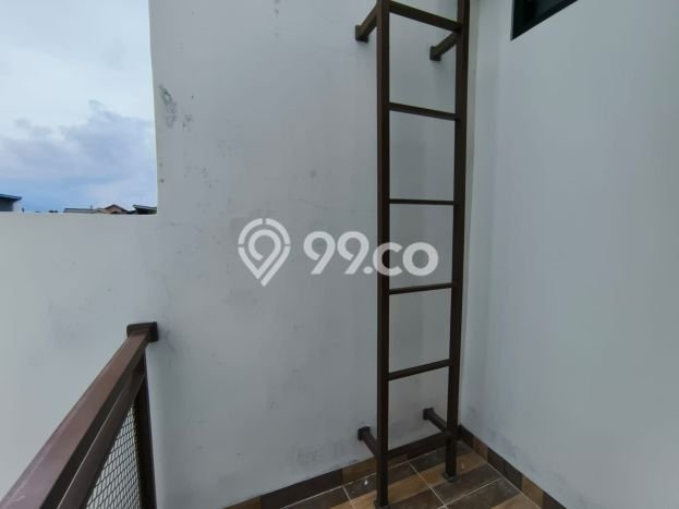 INVESTASI CERDAS! Rumah Exclusive Lubang Buaya, Jakarta Timur, LT 85m² LB 90m² INVESTASI CERDAS! Rumah Exclusive Lubang Buaya, Jakarta Timur, LT 85m² LB 90m²