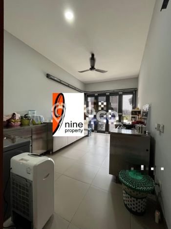 Rumah Elit Modern Tanpa Renovasi di Kota Wisata Bogor Rumah Elit Modern Tanpa Renovasi di Kota Wisata Bogor