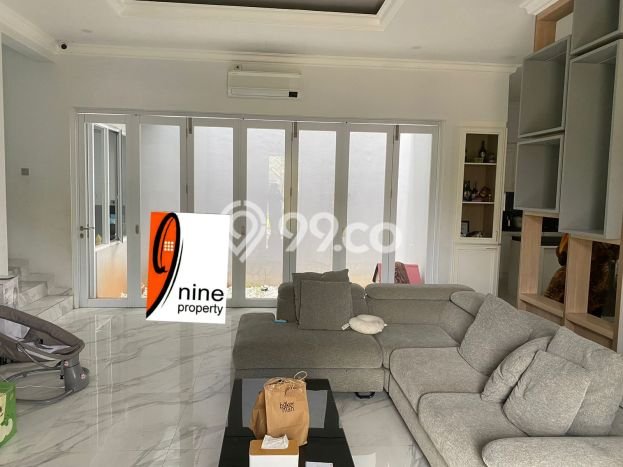 Hunian Mewah Dijual LT 254m2 di Jatisampurna, Bekasi Hunian Mewah Dijual LT 254m2 di Jatisampurna, Bekasi