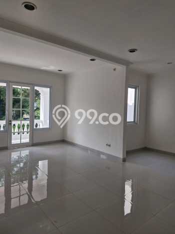 Rumah Modern 4 Kamar LT 210m2 di Legenda Wisata Rumah Modern 4 Kamar LT 210m2 di Legenda Wisata
