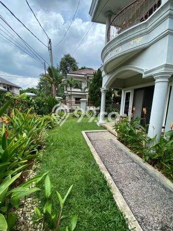 Rumah Elit Modern Tanpa Renovasi di Jatikarya Bekasi Rumah Elit Modern Tanpa Renovasi di Jatikarya Bekasi