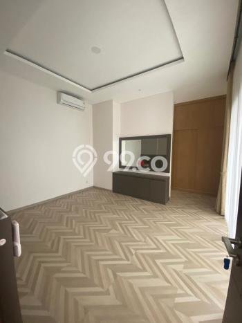 Jual Rumah Mewah Elegan Dengan View Cantik di Kota Wisata, Bogor Jual Rumah Mewah Elegan Dengan View Cantik di Kota Wisata, Bogor