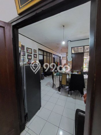 Siap Huni Hunian Elit 6 Kamar di Lengkong Dekat ke Mana Pun Siap Huni Hunian Elit 6 Kamar di Lengkong Dekat ke Mana Pun