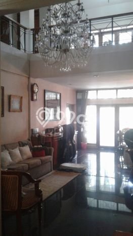 Jual Rumah Luas Elegan Dengan View Cantik di Setiabudi, Bandung Jual Rumah Luas Elegan Dengan View Cantik di Setiabudi, Bandung
