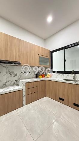 Siap Huni Hunian Elit 4 Kamar di Lippo Cikarang Dekat ke Mana Pun Siap Huni Hunian Elit 4 Kamar di Lippo Cikarang Dekat ke Mana Pun