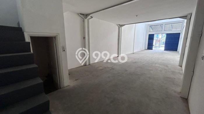 Unit Pabrik Disewa Lokasi Cikarang Selatan, Bekasi Spesifikasi Luas Bangunan 150m2 Unit Pabrik Disewa Lokasi Cikarang Selatan, Bekasi Spesifikasi Luas Bangunan 150m2