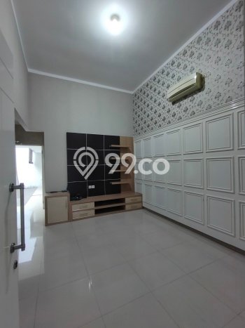 Rumah Modern Minimalis 3 Kamar Bisa Langsung Pindah di Lippo Cikarang Rumah Modern Minimalis 3 Kamar Bisa Langsung Pindah di Lippo Cikarang